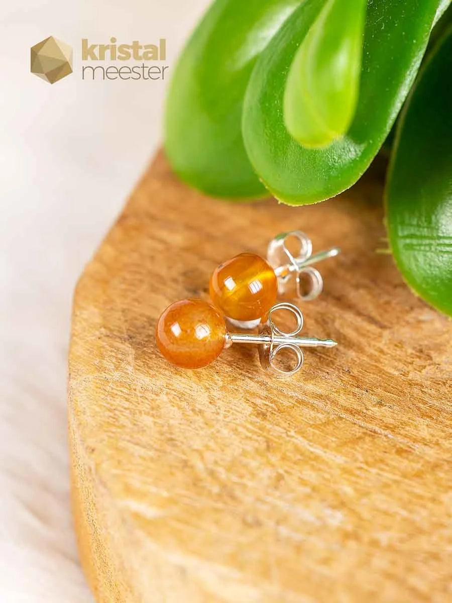 Carnelian Earrings - 6 mm